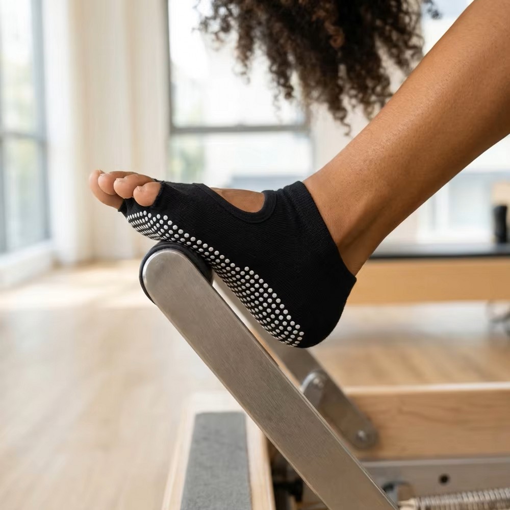 ถุงเท้าโยคะห้านิ้วแบบเปิดหลัง  - Medias Para Pilates Y Yoga บทวิจารณ์และราคา